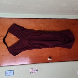 BCBGMAXAZRIA size 10, bordeaux/burgundy, ruched, below knee dress